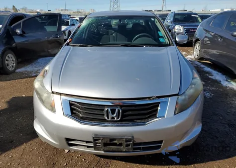 2009 Honda Accord Lx z USA, uszkodzony, nr VIN 1HGCP26379A192967